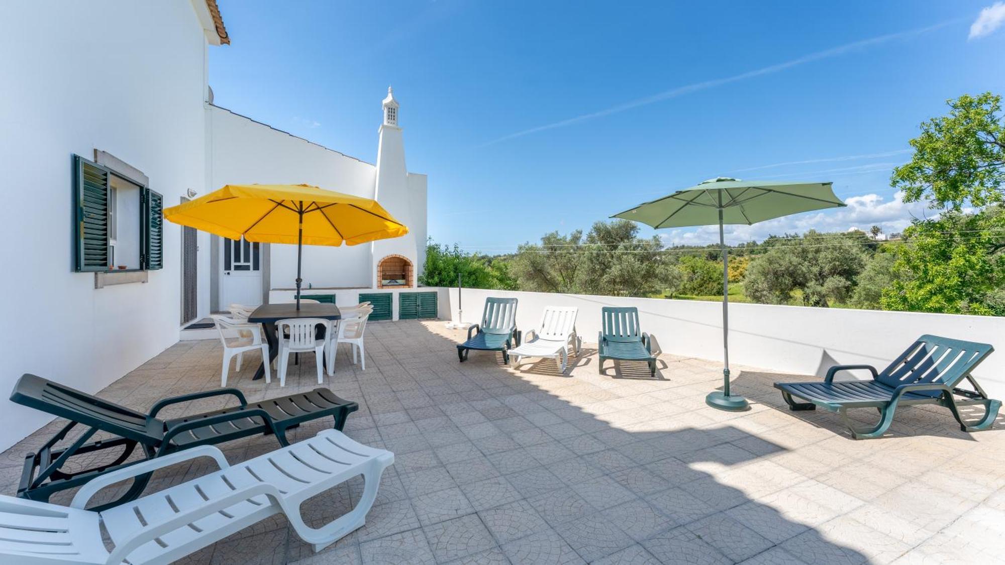Sunny & Calm 4 Bdr House W/ Pool By Lovelystay Santo Estevao  Buitenkant foto
